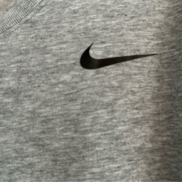 Nike Dri Fit Athletic Cut Crew Neck Tee T Shirt Gray Logo Lightweight Men Medium - Picture 12 of 13